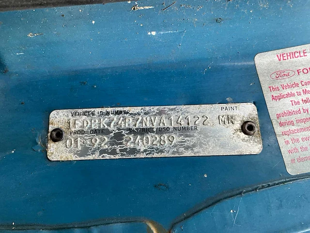1992 ford f700 vrachtwagen - afbeelding 27 van  33