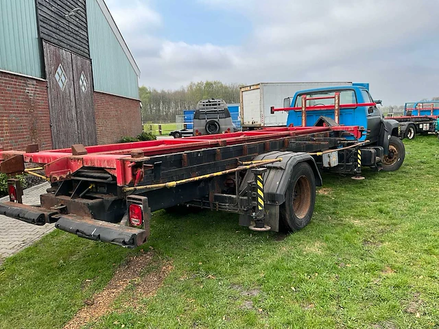 1992 ford f700 vrachtwagen - afbeelding 29 van  33