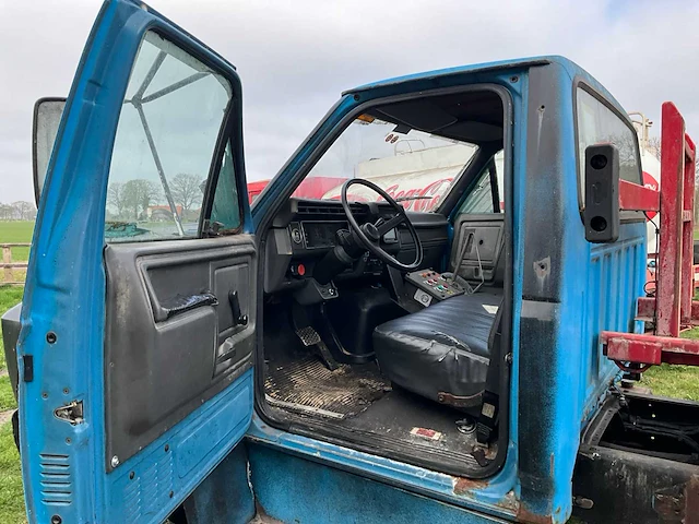 1992 ford f700 vrachtwagen - afbeelding 33 van  33