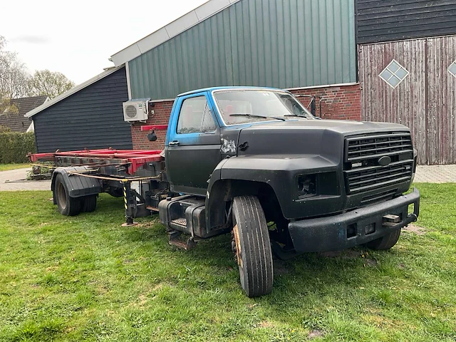 1992 ford f700 vrachtwagen - afbeelding 31 van  33