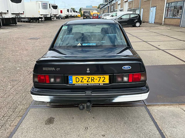 1992 ford sierra personenauto - afbeelding 14 van  17