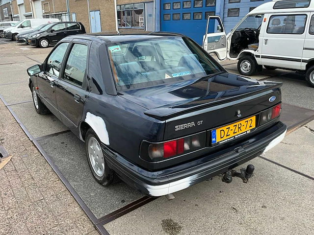 1992 ford sierra personenauto - afbeelding 15 van  17