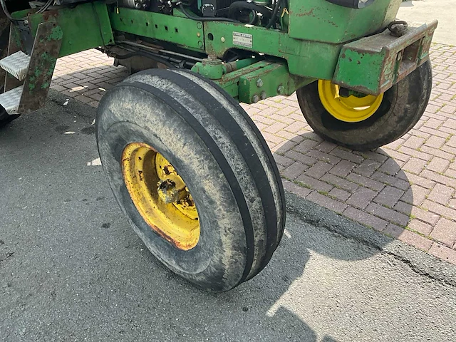 1992 john deere 2140 tweewielaangedreven landbouwtractor - afbeelding 5 van  26