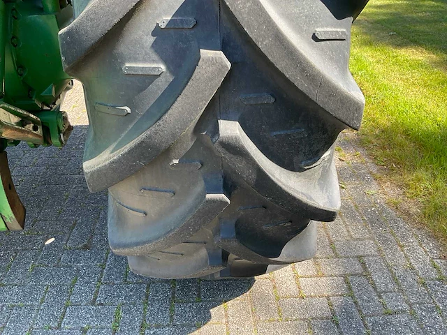 1992 john deere 4755 vierwielaangedreven landbouwtractor - afbeelding 8 van  32