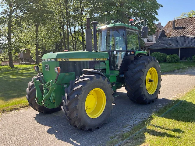 1992 john deere 4755 vierwielaangedreven landbouwtractor - afbeelding 1 van  32