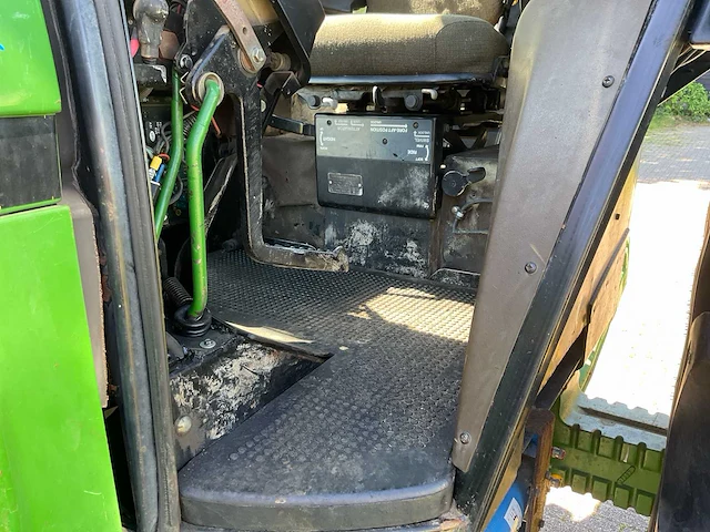 1992 john deere 4755 vierwielaangedreven landbouwtractor - afbeelding 19 van  32