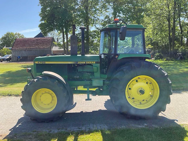 1992 john deere 4755 vierwielaangedreven landbouwtractor - afbeelding 23 van  32