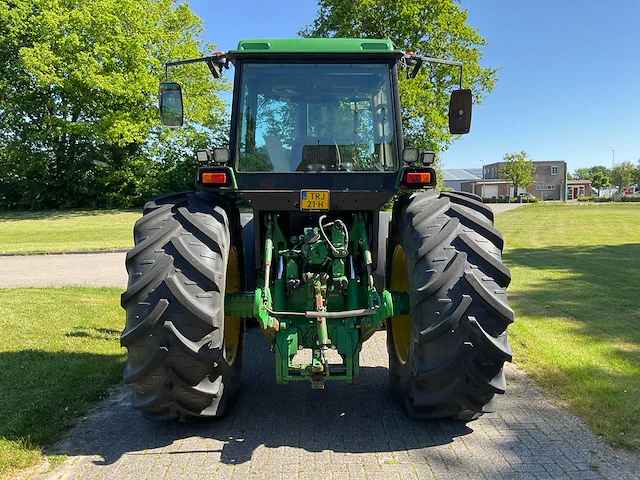 1992 john deere 4755 vierwielaangedreven landbouwtractor - afbeelding 28 van  32