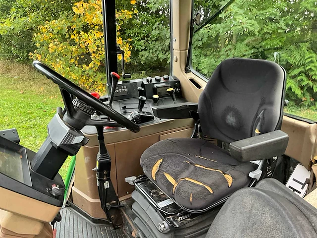 1992 john deere 6200 vierwielaangedreven landbouwtractor met voorlader - afbeelding 18 van  35