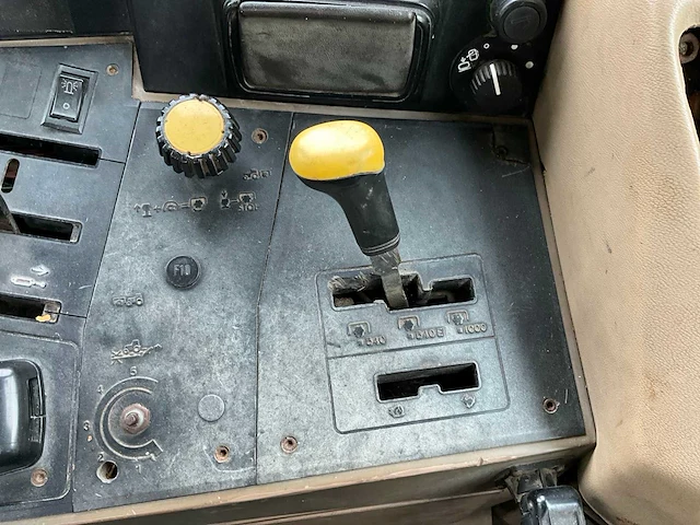1992 john deere 6200 vierwielaangedreven landbouwtractor met voorlader - afbeelding 27 van  35