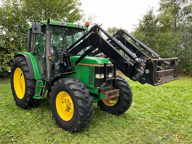1992 john deere 6200 vierwielaangedreven landbouwtractor met voorlader - afbeelding 30 van  35