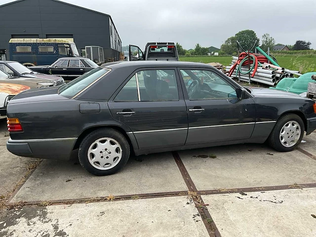1992 mercedes-benz 230 (w124) sr personenauto - afbeelding 14 van  17