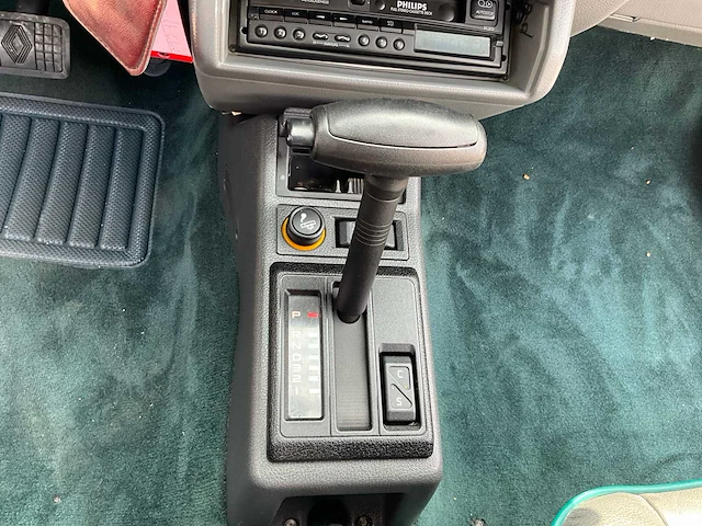1992 renault clio baccara personenauto - afbeelding 4 van  16