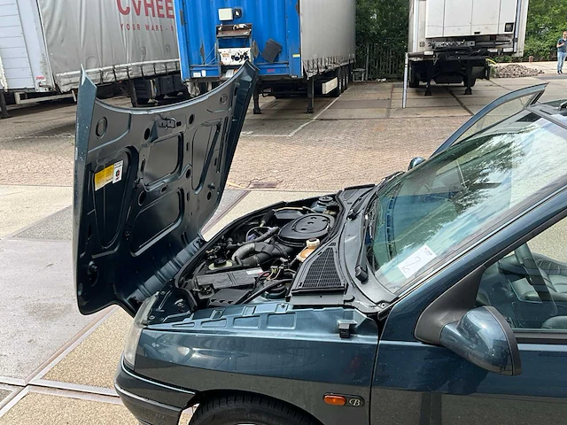 1992 renault clio baccara personenauto - afbeelding 8 van  16
