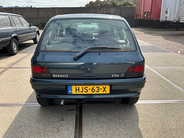 1992 renault clio baccara personenauto - afbeelding 13 van  16