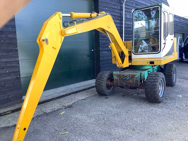 1992 schaeff hml 20 mobiele kraan - afbeelding 6 van  13