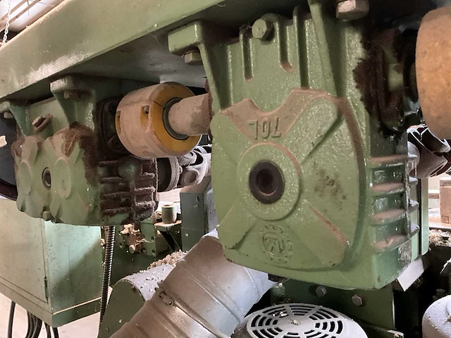1992 shun kuang kp4-220 vierzijdige profileer- en schaafmachine - afbeelding 15 van  30