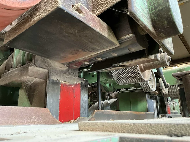 1992 shun kuang kp4-220 vierzijdige profileer- en schaafmachine - afbeelding 28 van  30