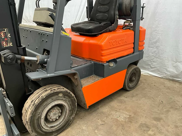1992 toyota 42 5fgf 15 vorkheftruck - afbeelding 15 van  18