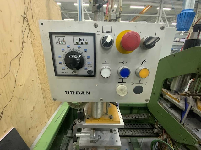 1992 urban aks 5210/4f kunststof lasmachine - afbeelding 3 van  26