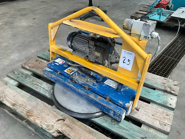 1992 vacu stone lift np1 500 vacuümheffer - afbeelding 1 van  7