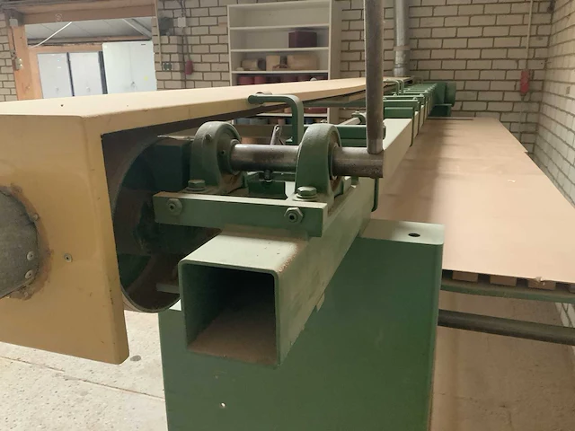 1992 vangroeneweghe b-2500 bandschuurmachine - afbeelding 6 van  11