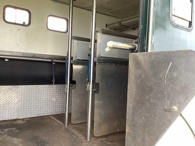 1992 volvo vrachtwagen/paardentruck - afbeelding 20 van  20