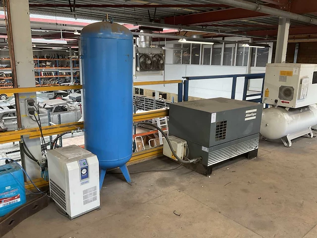 1993 atlas copco le8 uv zuigercompressor - afbeelding 4 van  11