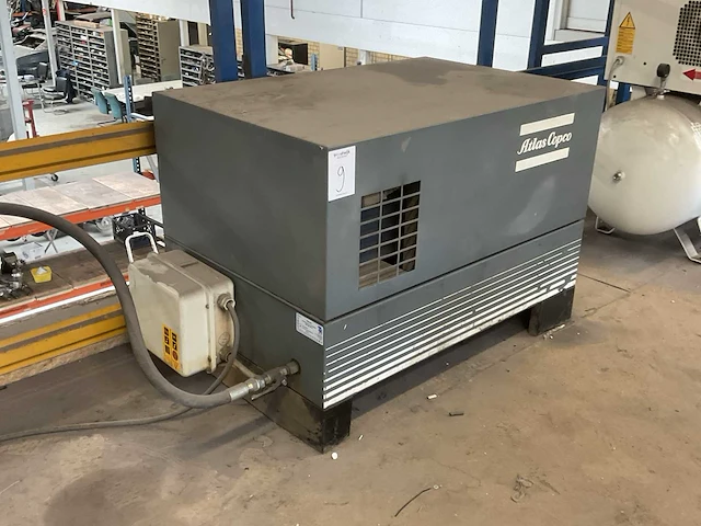 1993 atlas copco le8 uv zuigercompressor - afbeelding 5 van  11
