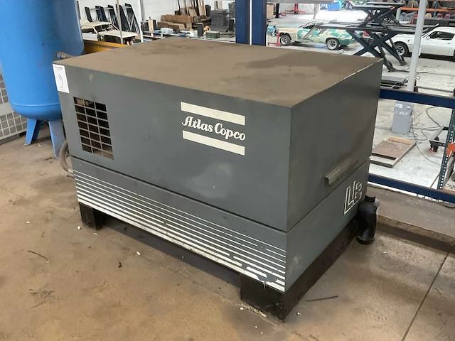 1993 atlas copco le8 uv zuigercompressor - afbeelding 6 van  11