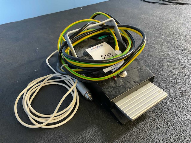 1993 bien-air 143.33.01 boormachine chirurgie pedaal - afbeelding 2 van  5