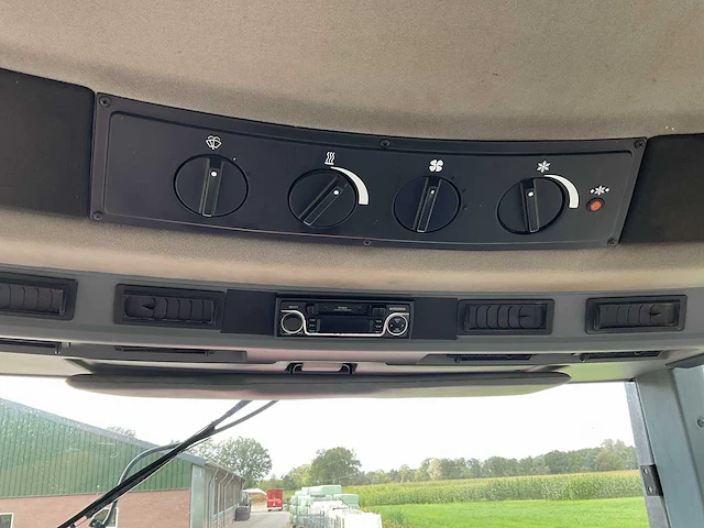 1993 case ih 7110 vierwielaangedreven landbouwtractor - afbeelding 16 van  25