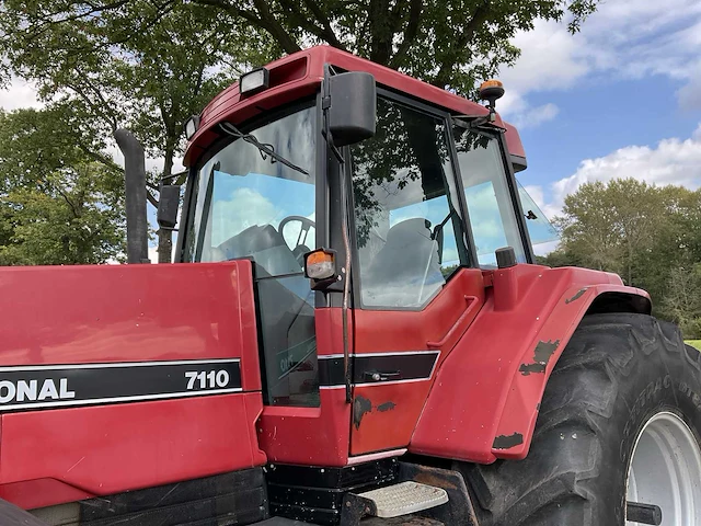 1993 case ih 7110 vierwielaangedreven landbouwtractor - afbeelding 21 van  25
