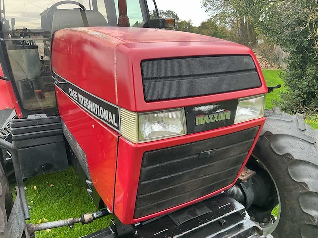 1993 case international 5130a vierwielaangedreven landbouwtractor - afbeelding 3 van  26