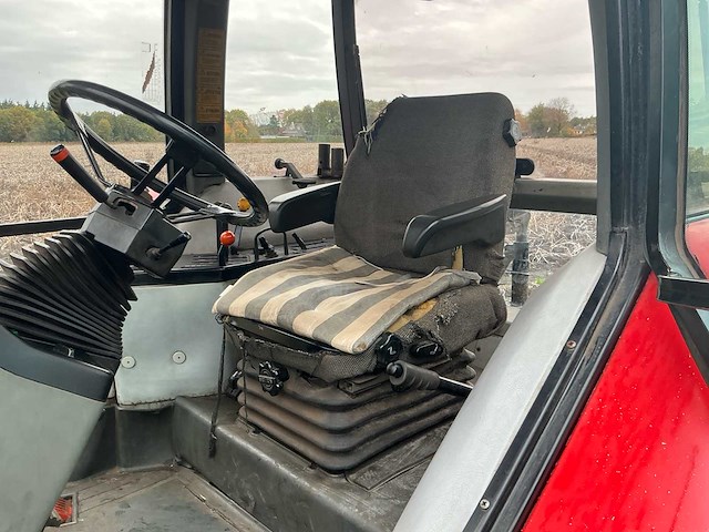 1993 case international 5130a vierwielaangedreven landbouwtractor - afbeelding 8 van  26