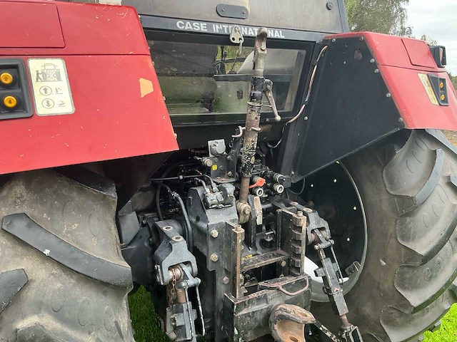 1993 case international 5130a vierwielaangedreven landbouwtractor - afbeelding 17 van  26