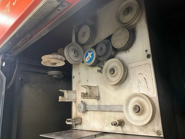 1993 charmills robofill 310 draadvonk- en erodeermachine - afbeelding 4 van  26
