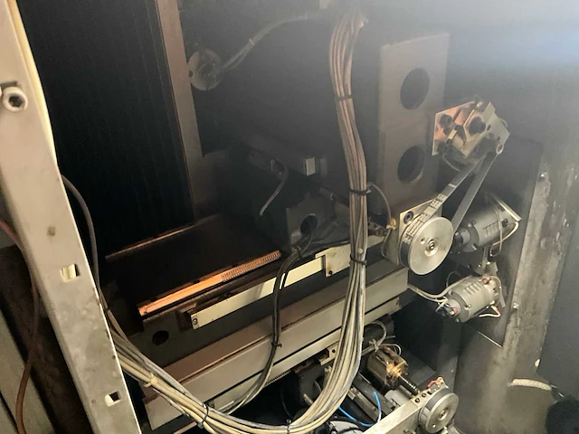 1993 charmills robofill 310 draadvonk- en erodeermachine - afbeelding 7 van  26