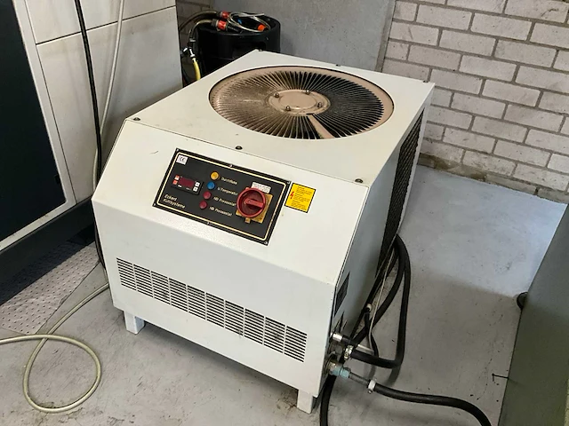 1993 charmills robofill 310 draadvonk- en erodeermachine - afbeelding 14 van  26