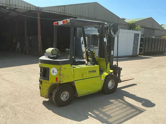 1993 clark gpm30h vorkheftruck - afbeelding 10 van  16