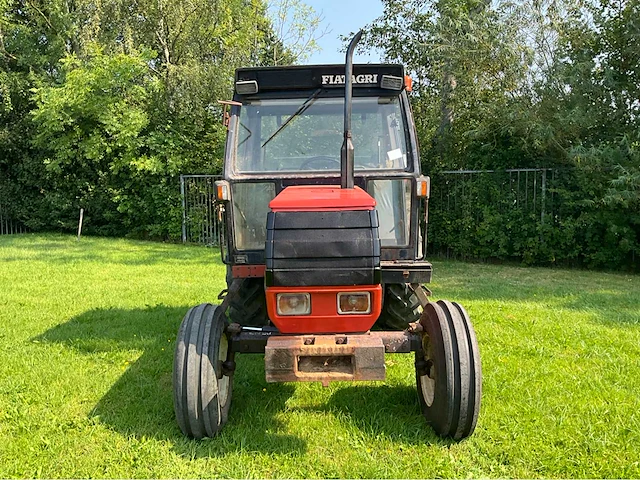 1993 fiatagri 72-94 tweewielaangedreven landbouwtractor - afbeelding 23 van  32