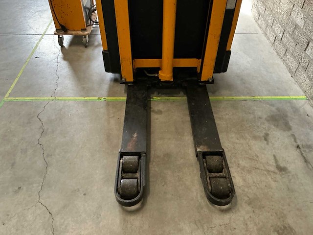 1993 jungheinrich erc a 12.5. 6 115-360zt stapelaar - afbeelding 4 van  16