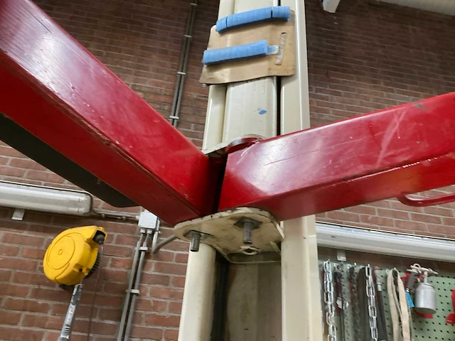 1993 koni-stertil ks2035 hefbrug - afbeelding 9 van  10