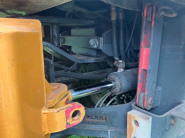 1993 liebherr l512 shovel - afbeelding 16 van  58