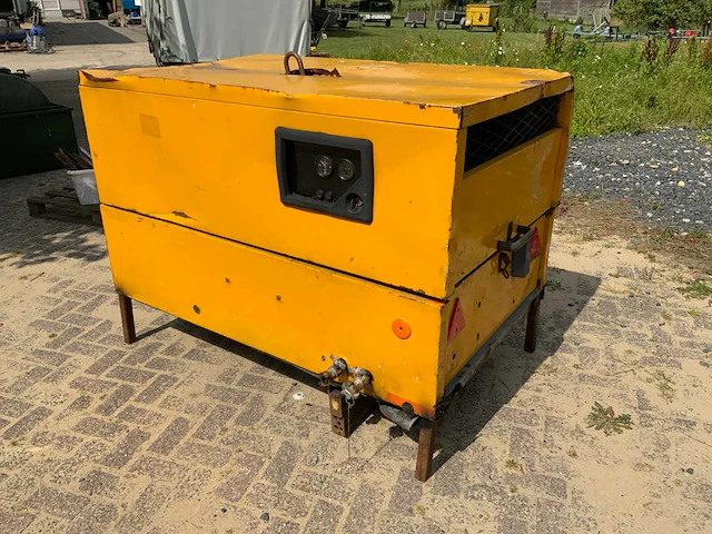 1993 mannesmann demag sc30ds-2 schroefcompressor - afbeelding 1 van  20