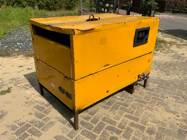 1993 mannesmann demag sc30ds-2 schroefcompressor - afbeelding 14 van  20