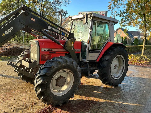 1993 massey ferguson 3085 vierwielaangedreven landbouwtractor met voorlader - afbeelding 1 van  32