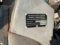 1993 massey ferguson 3085 vierwielaangedreven landbouwtractor met voorlader - afbeelding 22 van  32