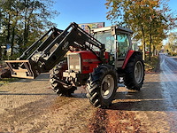 1993 massey ferguson 3085 vierwielaangedreven landbouwtractor met voorlader - afbeelding 12 van  32