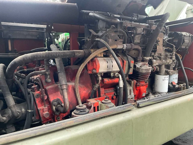 1993 o&k mh4 plus banden graafmachine - afbeelding 14 van  24